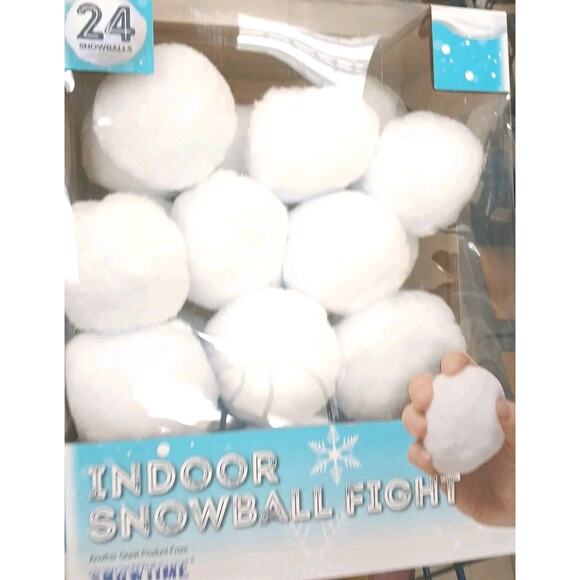 24 Fluffy Snowballs Play Fight Soft Indoor Outdoor Family Fun Snow Balls Party - Picture 2 of 5
